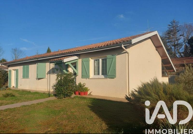 Maison - 90 m² - 4 pièces