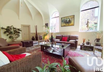 Maison - 282 m² - 9 pièces