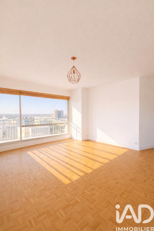 Appartement - 99 m² - 5 pièces