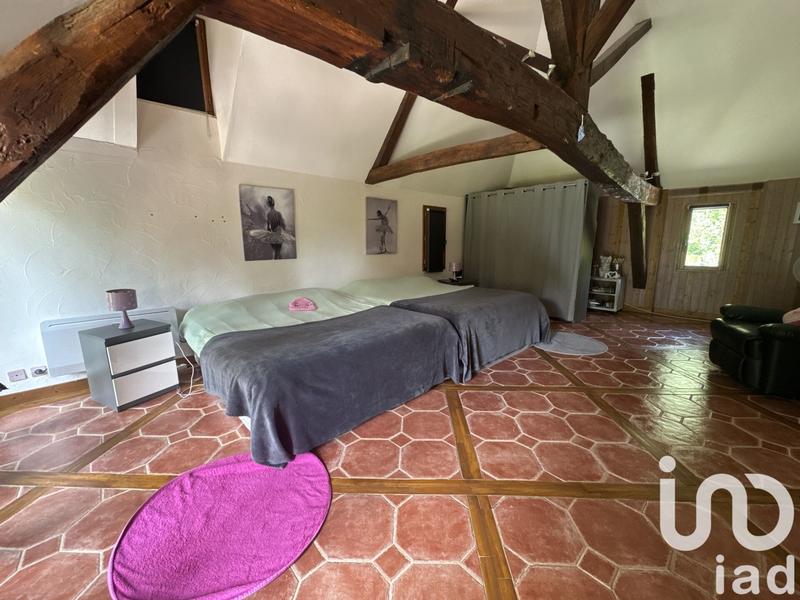 Maison - 455 m² - 13 pièces