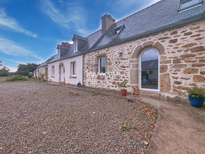 Longère - 220 m² - 9 pièces