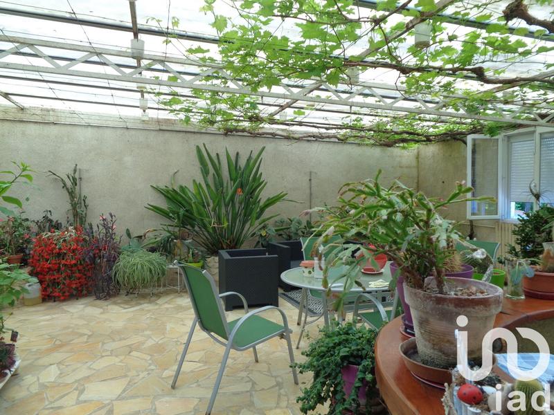 Maison - 200 m² - 8 pièces