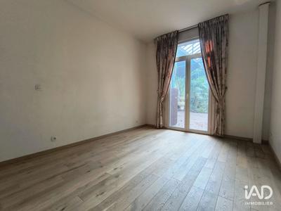 Appartement - 80 m² - 3 pièces