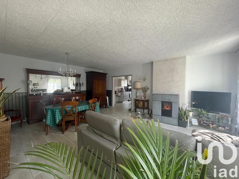 Maison - 303 m² - 12 pièces