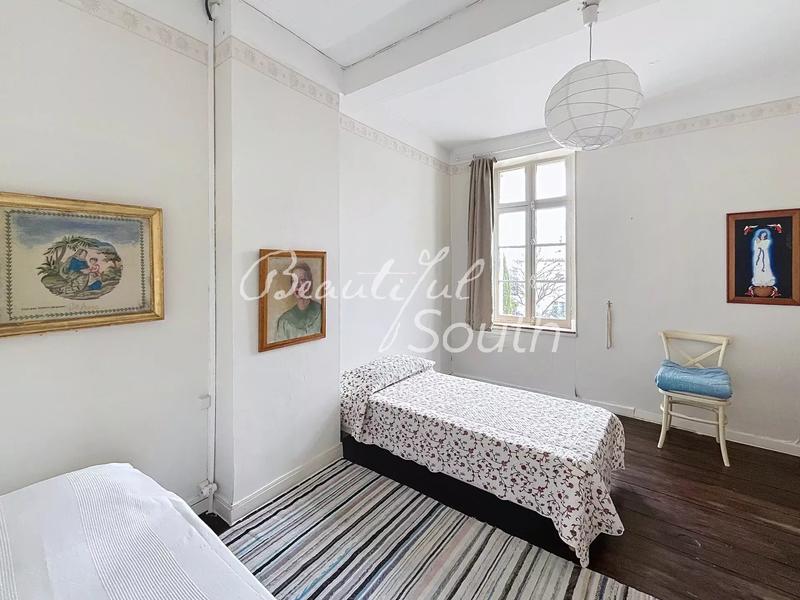 Hôtel particulier - 280 m² - 9 pièces