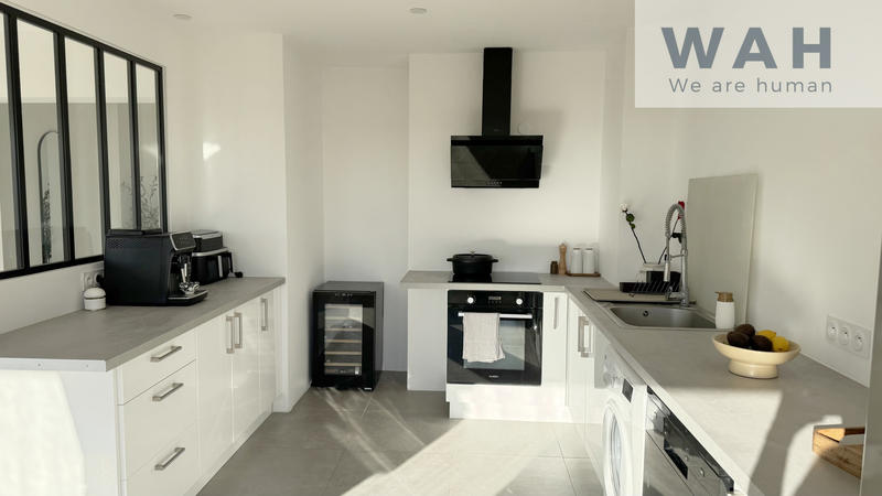 Loft - 101 m² - 4 pièces