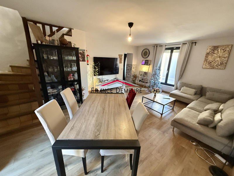 Maison traditionnelle - 108 m² - 5 pièces