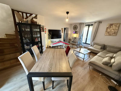 Maison traditionnelle - 108 m² - 5 pièces