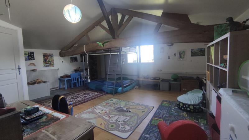 Maison - 300 m² - 9 pièces