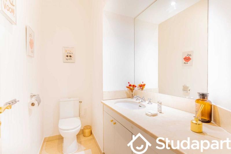 Appartement - 212 m² - 5 pièces