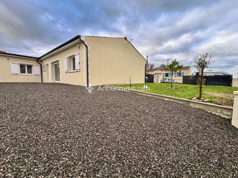 Maison - 95 m² - 5 pièces