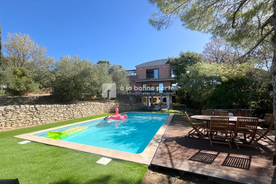 Villa - 194 m² - 5 pièces