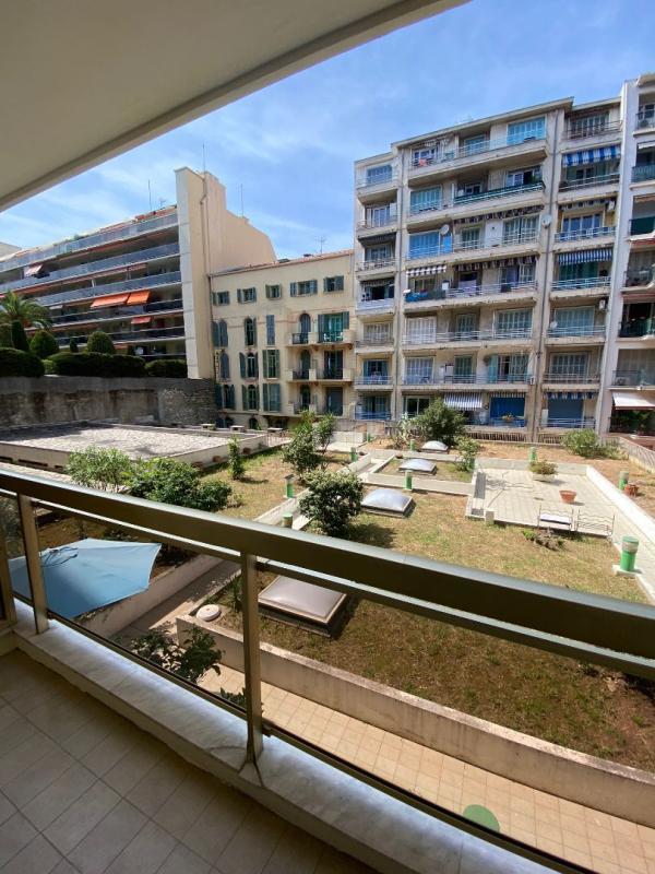 Studio - 18 m² - 1 pièce