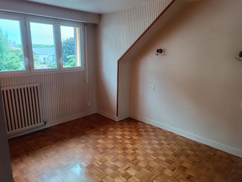 Maison - 168 m² - 7 pièces