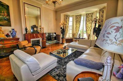 Maison bourgeoise - 330 m² - 10 pièces