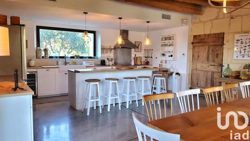 Maison - 360 m² - 10 pièces