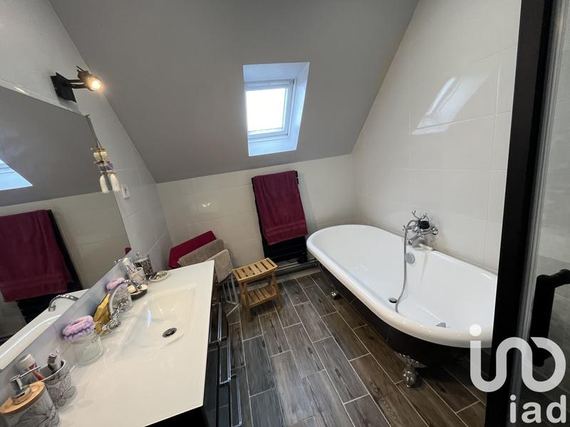 Maison - 105 m² - 5 pièces