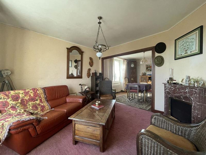 Maison - 94 m² - 5 pièces