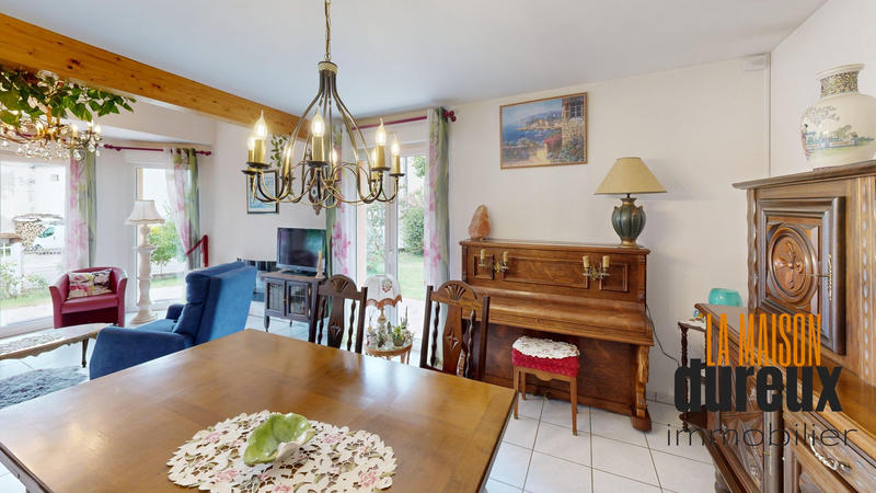 Maison - 100 m² - 4 pièces