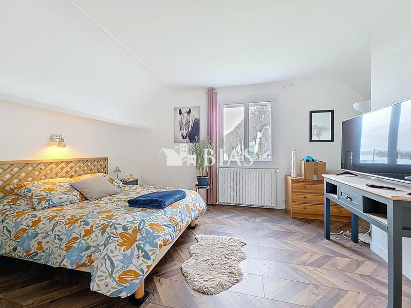 Maison traditionnelle - 132 m² - 5 pièces