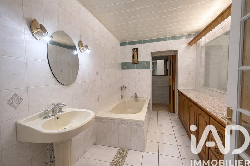 Maison de ville - 87 m² - 4 pièces