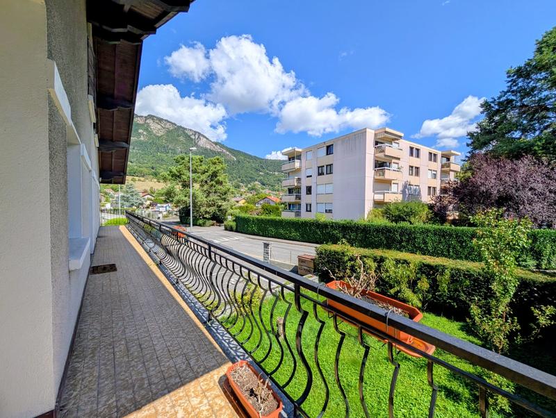 Appartement - 136 m² - 5 pièces