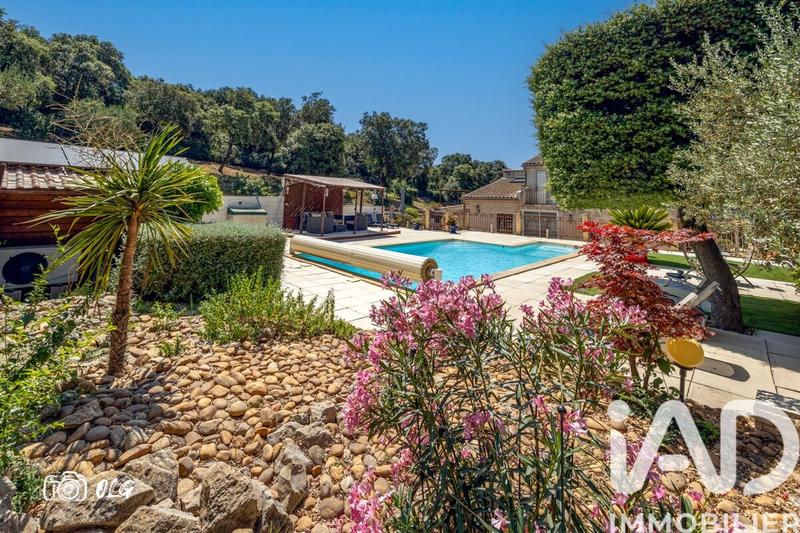 Maison - 162 m² - 5 pièces