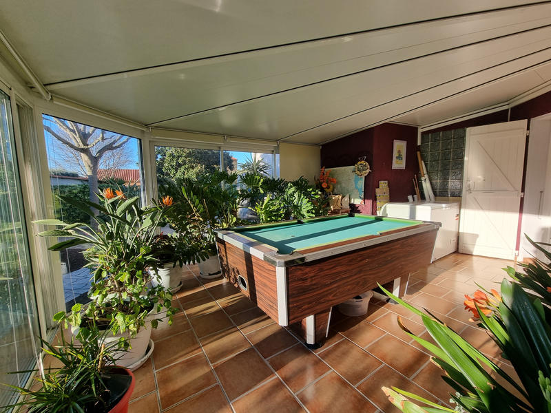 Maison - 235 m² - 7 pièces