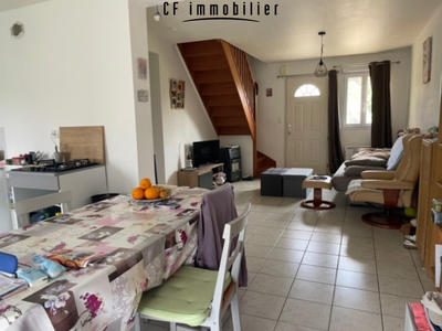 Maison - 80 m² - 4 pièces