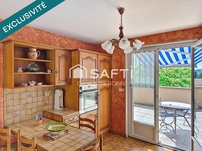 Maison - 96 m² - 4 pièces