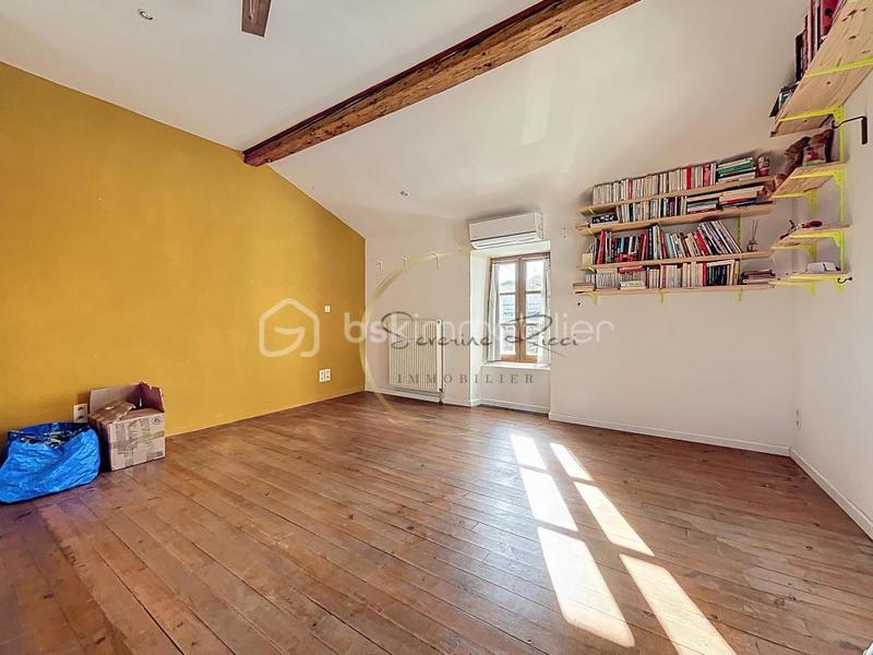 Maison de village - 90 m² - 3 pièces