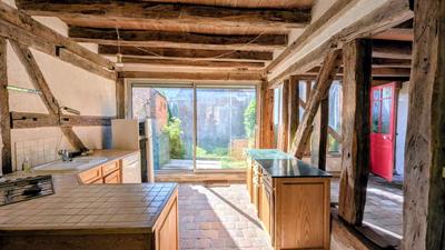 Maison - 85 m² - 3 pièces