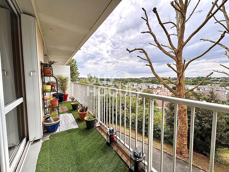 Appartement - 81 m² - 4 pièces