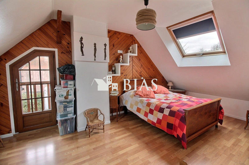 Maison - 143 m² - 5 pièces