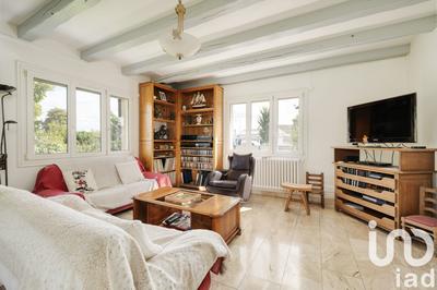 Maison - 286 m² - 9 pièces