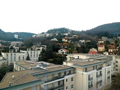 Appartement - 108 m² - 5 pièces