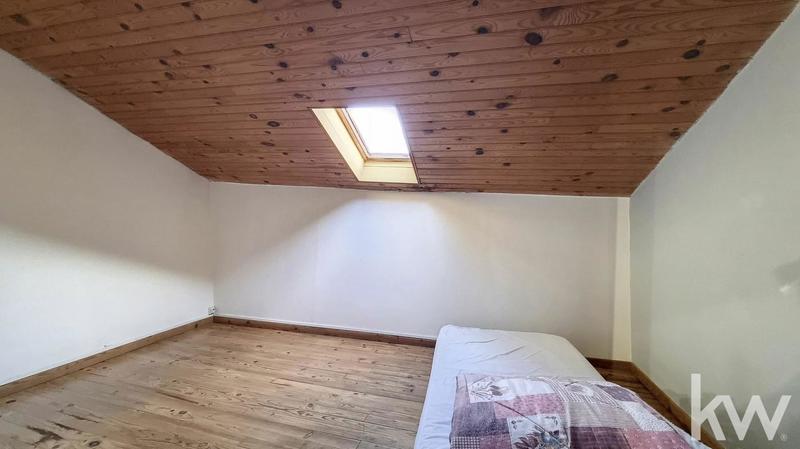 Maison - 285 m² - 13 pièces