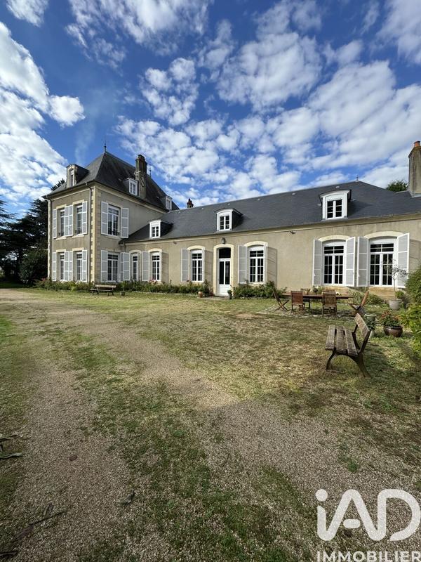 Château - 450 m² - 12 pièces