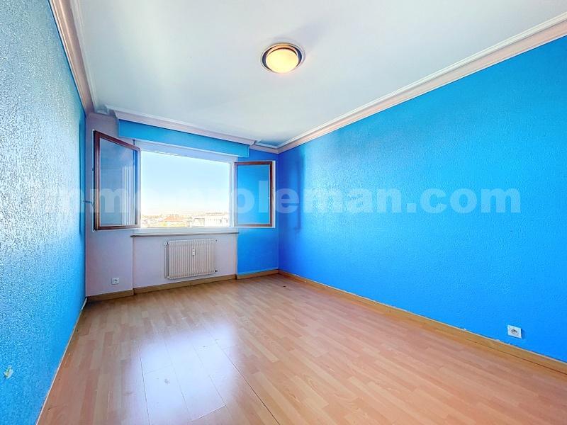 Appartement - 82 m² - 4 pièces