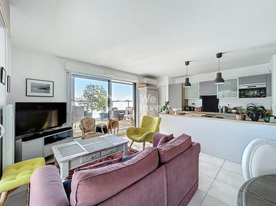 Appartement - 82 m² - 4 pièces