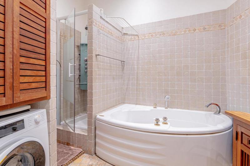 Appartement - 111 m² - 5 pièces