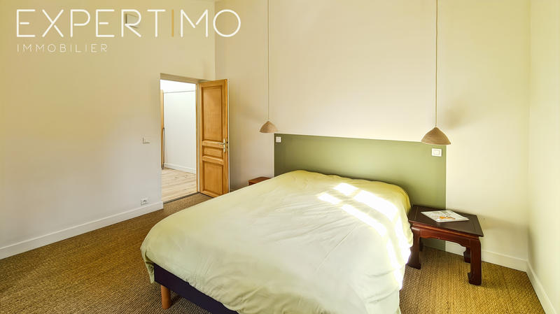 Maison - 182 m² - 7 pièces