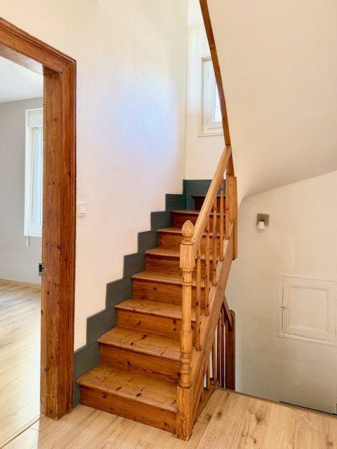 Maison - 90 m² - 6 pièces