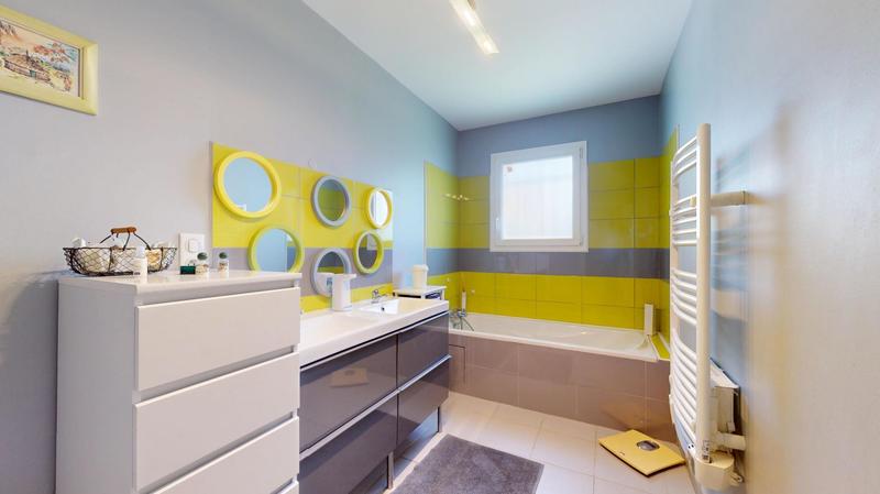 Maison - 163 m² - 6 pièces