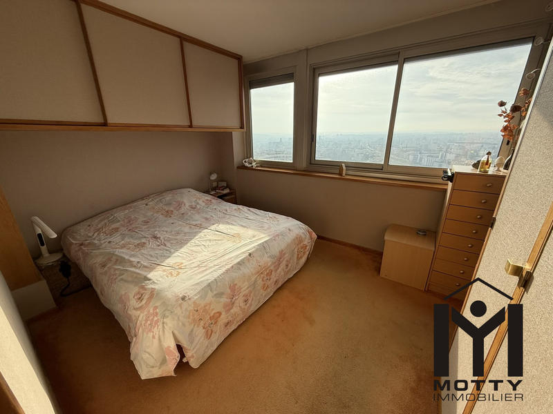 Appartement - 130 m² - 5 pièces