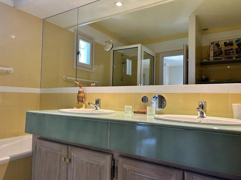 Maison - 137 m² - 4 pièces