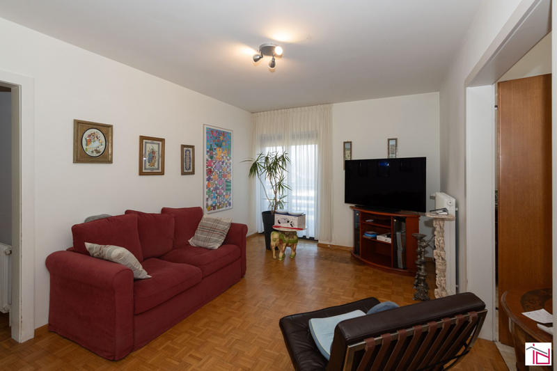 Maison - 222 m² - 6 pièces