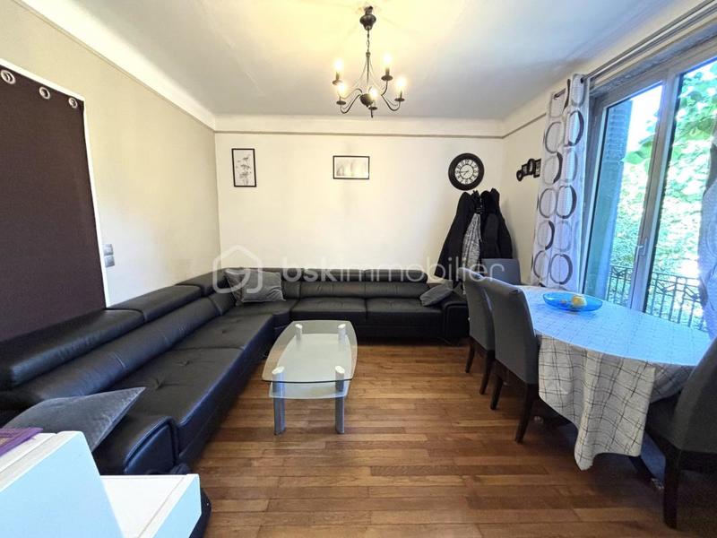 Maison - 160 m² - 8 pièces