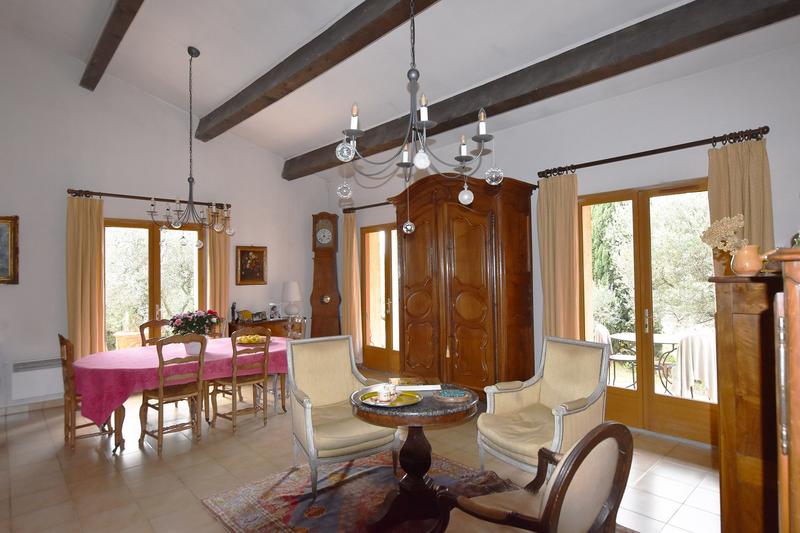 Villa - 214 m² - 7 pièces