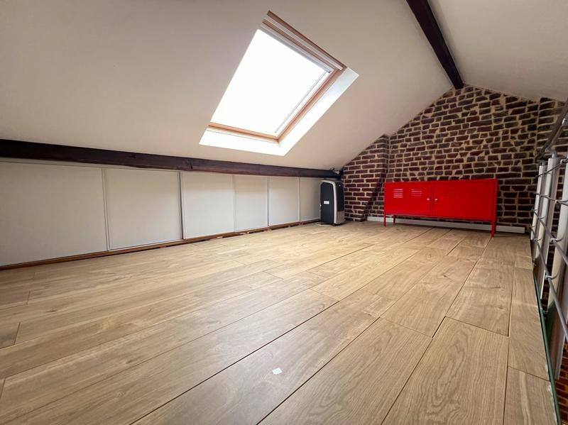 Maison - 102 m² - 4 pièces